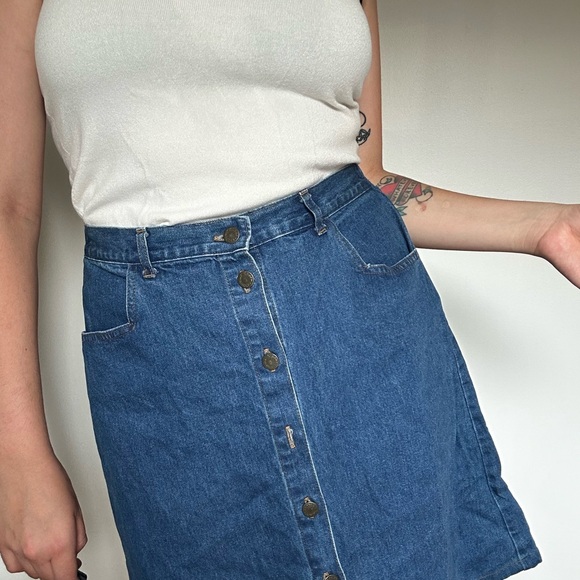 Denim Button-Front Skirt - Picture 3 of 4